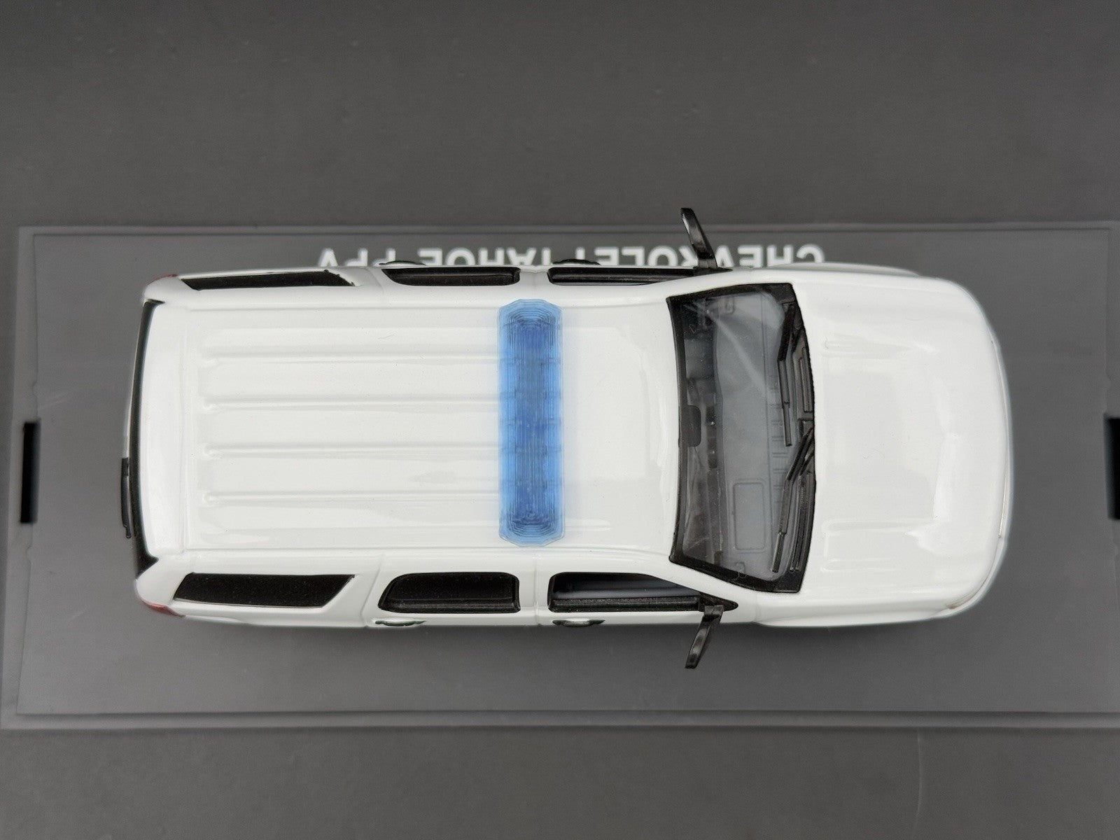 2 Pack 1/43 SUV Length Blue Code 3 X2100 Lightbar Greenlight Chicago Police6