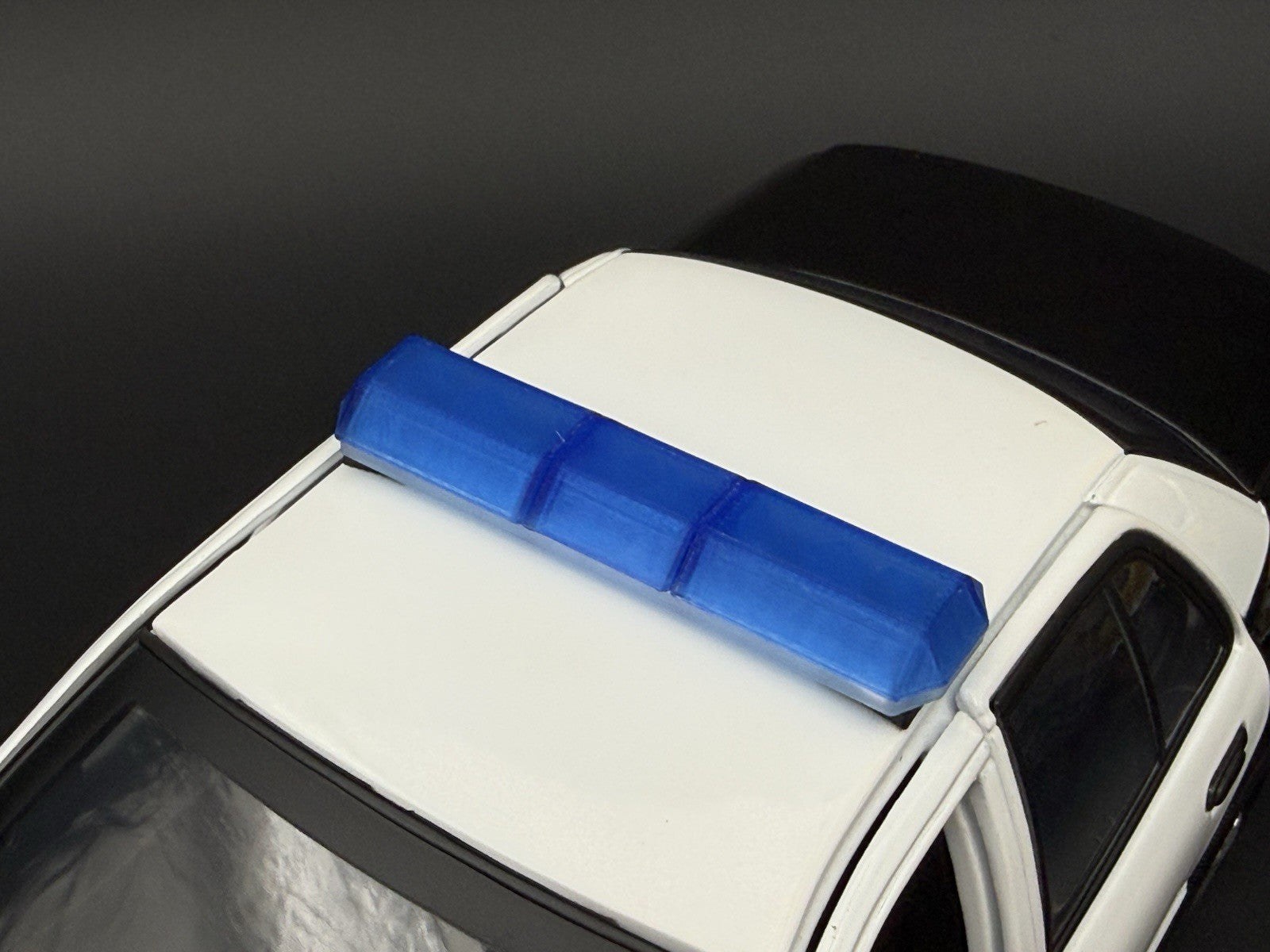 1/18 Scale Model Blue Code 3 Excalibur Lightbar Police 1862B3