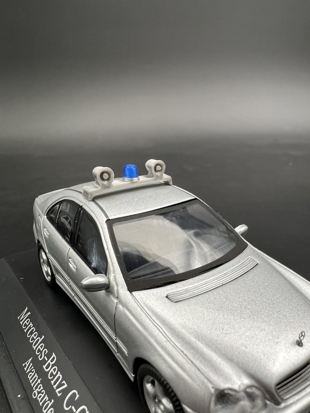 1/43 Vintage Blue Beacon With Dual Siren Speakers Lightbar Police14
