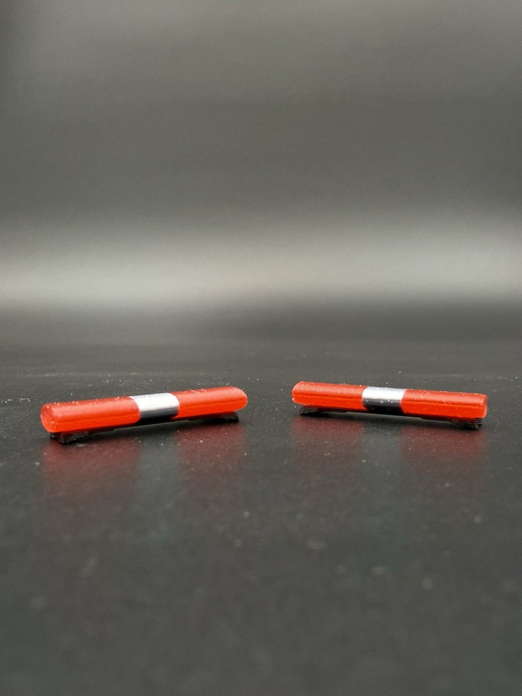 2 Pack 1/43 O Scale Red Chrome Aerodynic Lightbar Police Fire 4310R Chrome10