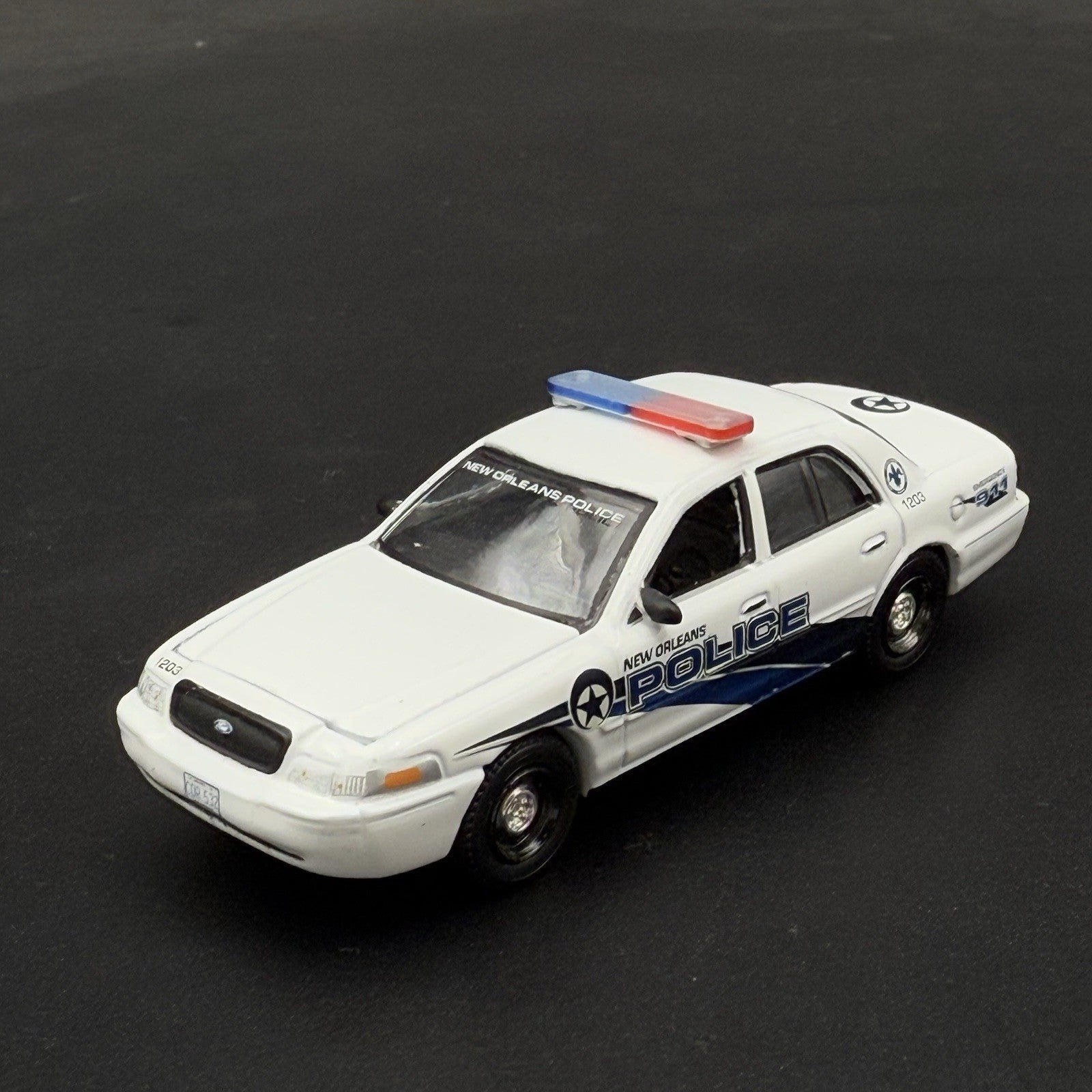 2-Pack 1/64 Scale Model Silver Top Blue Red LED Style Whelen Lightbar 6402BRS8