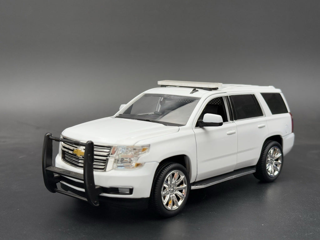 1/24 25 LED Ready Whelen Liberty XL Lightbar Motormax Tahoe Police SUV 2407XLC5