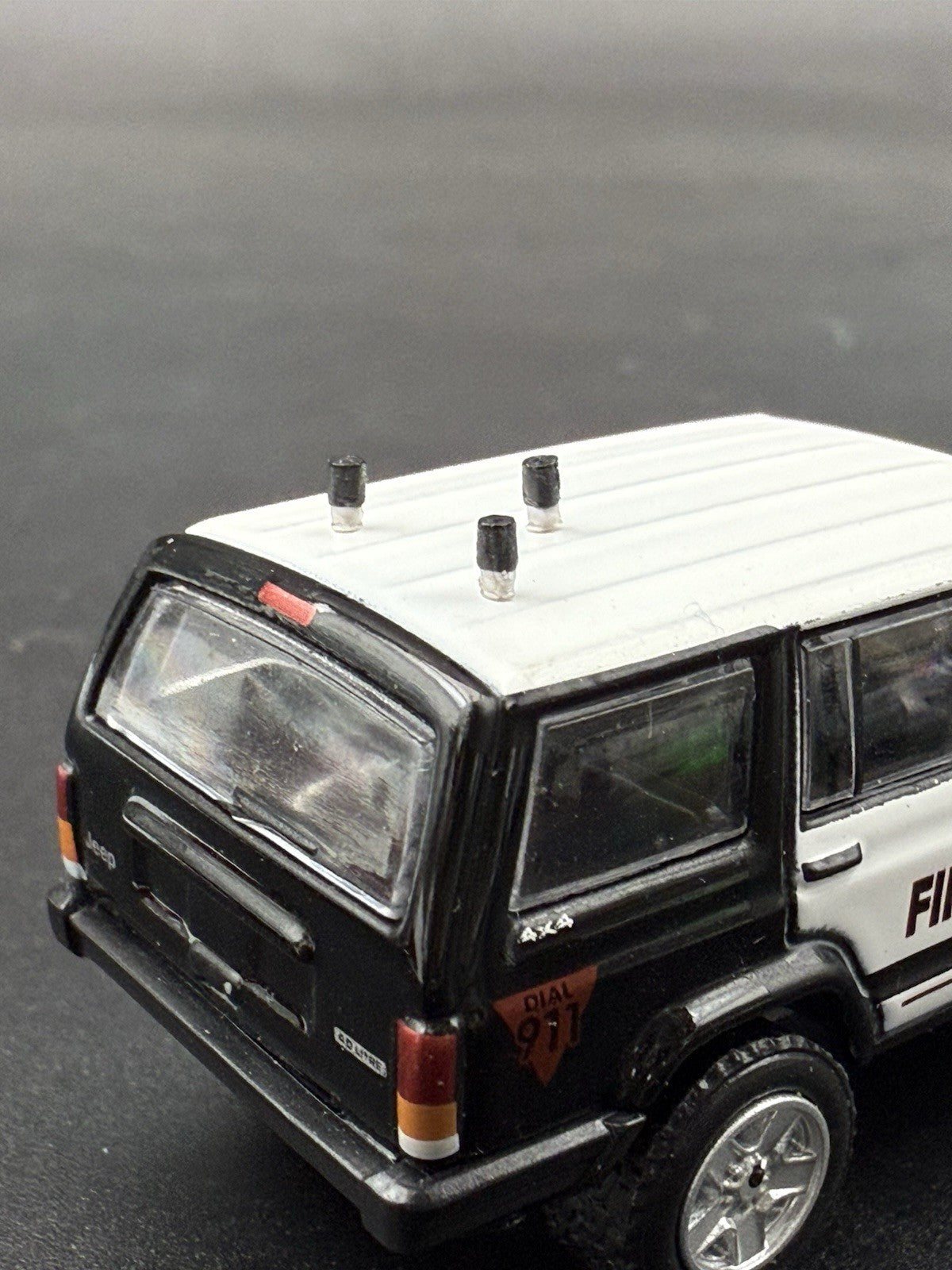 3-Pack 1/64 Scale Model Black Silver Low Profile Stubby Antenna Police Fire 64404