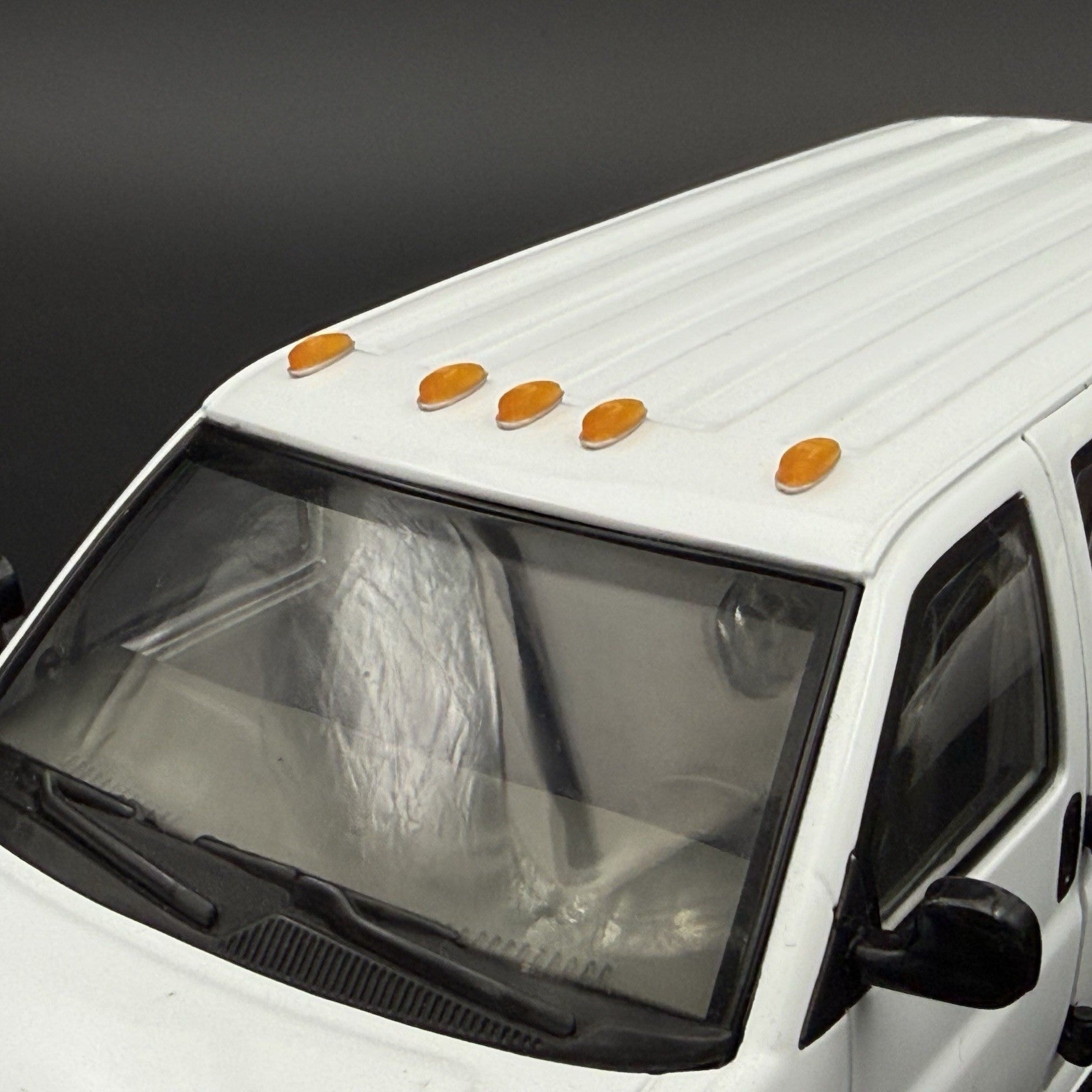 1/24 25 Scale Model Amber Roof Clearance Light Cab Marker Pickup Truck 2474A2