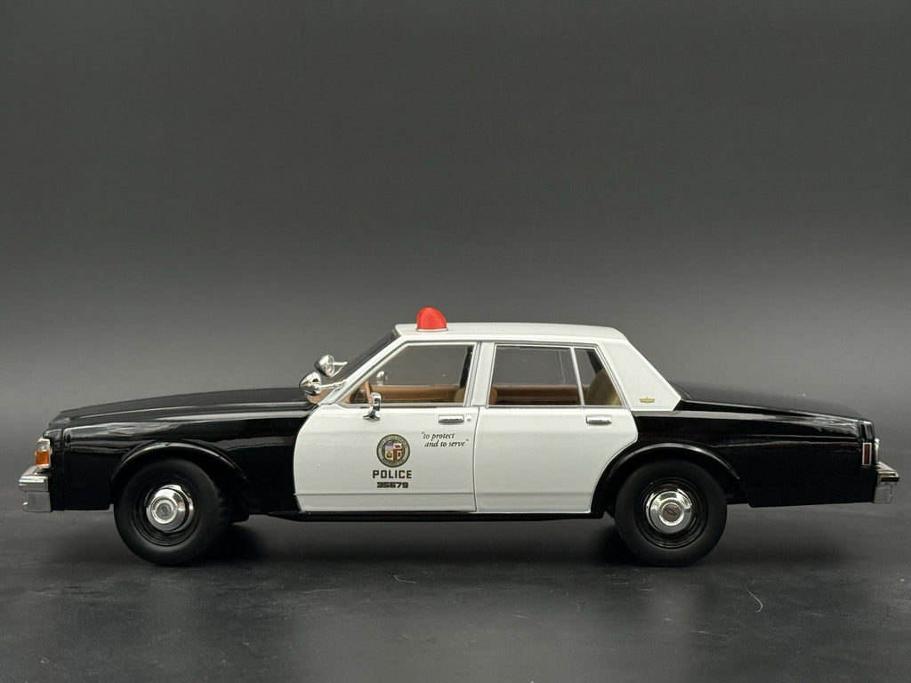 2 Pack 1/18 LED Ready Red Fire Ball Teardrop Beacon Kojak Starsky Hutch Police10