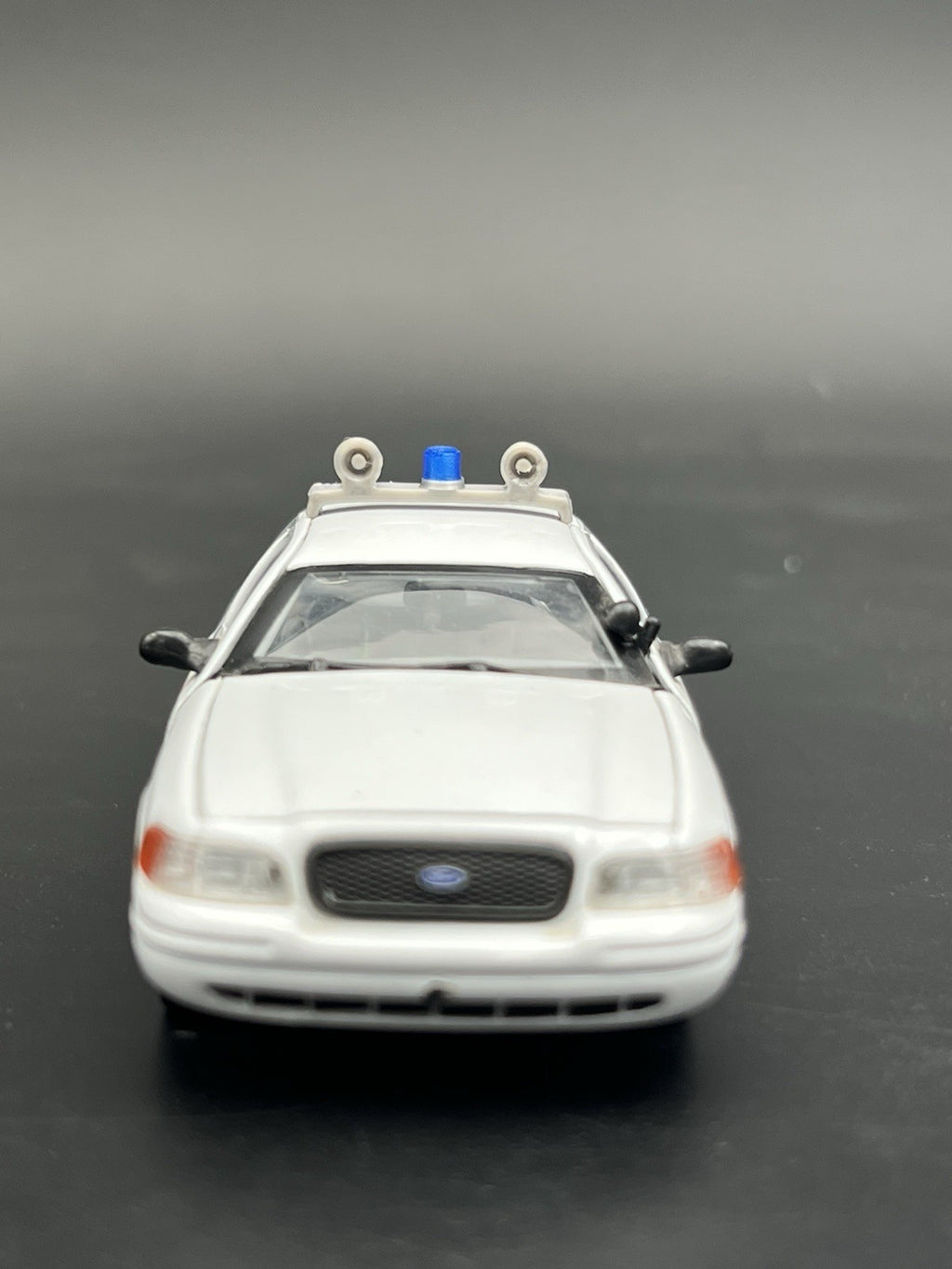 1/43 Vintage Blue Beacon With Dual Siren Speakers Lightbar Police3
