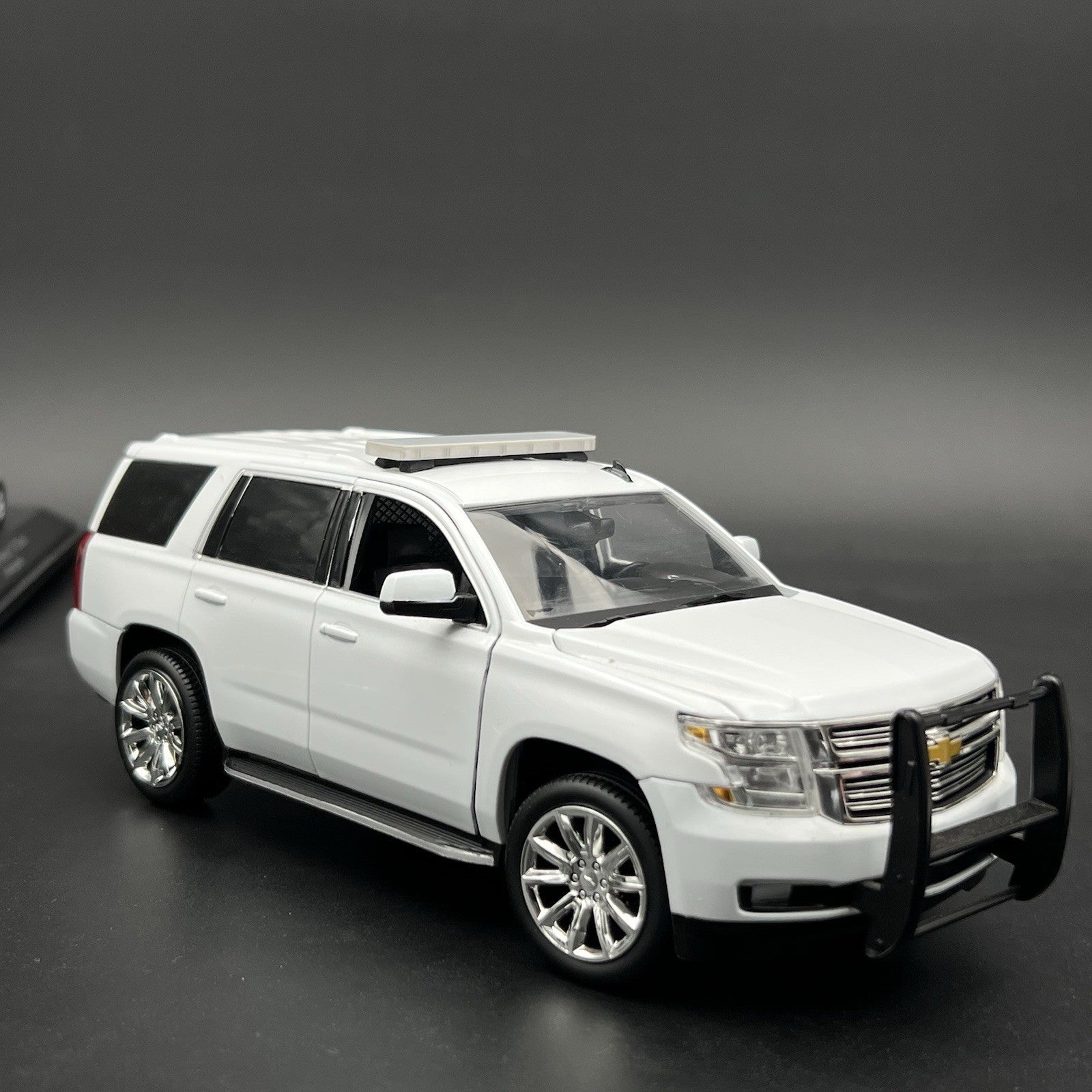 1/24 25 27 LED Compatible Tahoe Width XL Legend Gray Top Lightbar Sheriff Police7