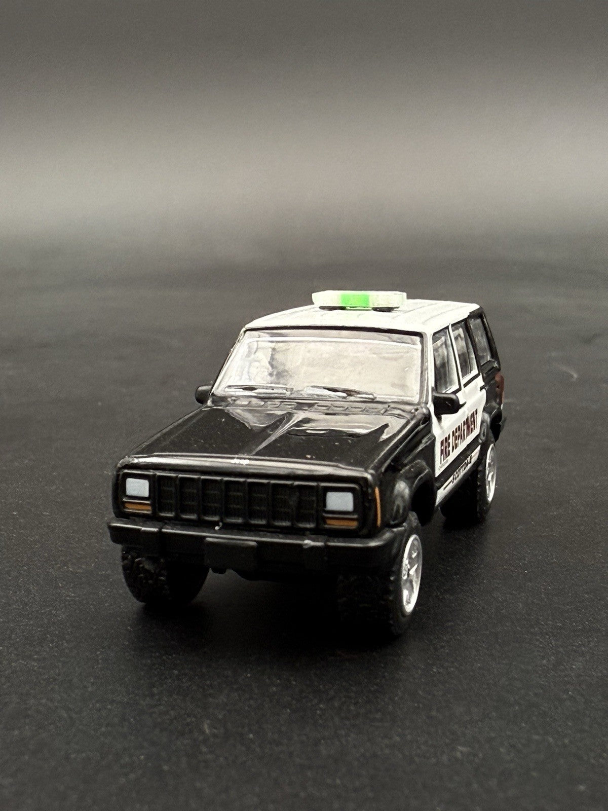 2 Pack 1/64 Mini Whelen Edge Clear Green Clear Lightbar Work Truck Security8