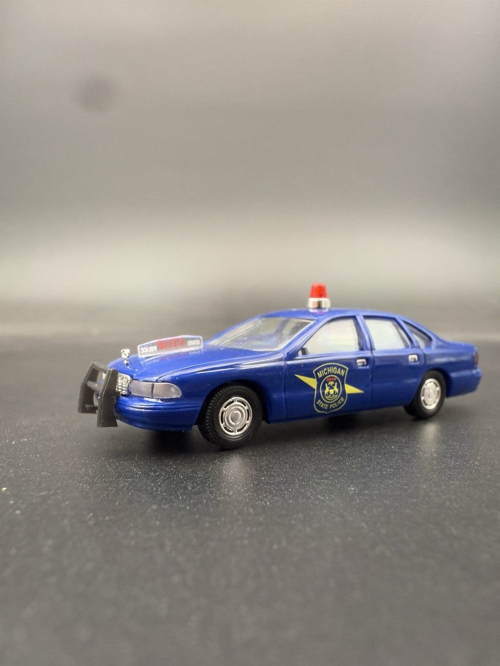 2 Pack 1/87 HO Scale 1990s Push Bumper Pushbar Crown Vic Police Sheriff Fire3