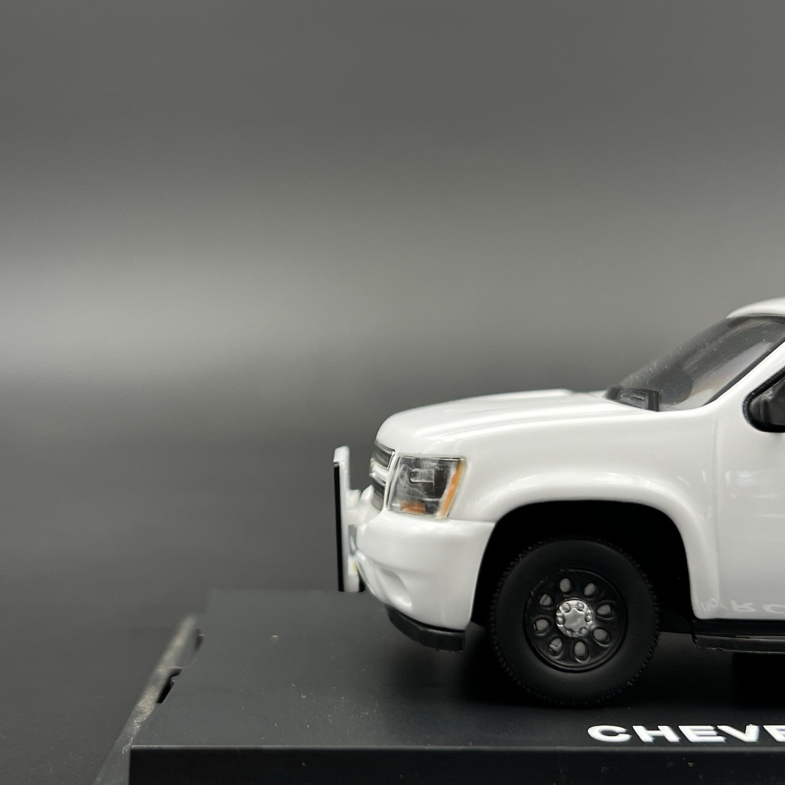 2 Pack 1/43 NYPD Style Sedan + SUV Push Bumper New York Police Sheriff4