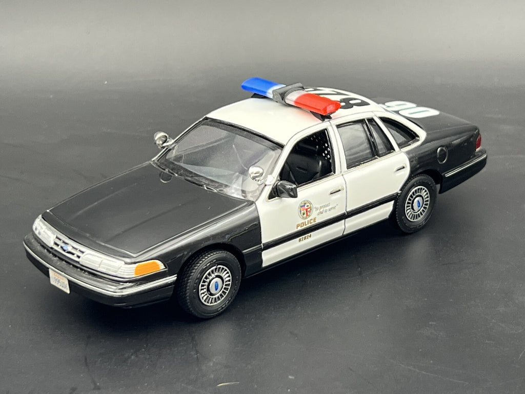1/24 25 LED Ready Jetsonic Lightbar Blue Clear Red Sheriff Highway Patrol Police3