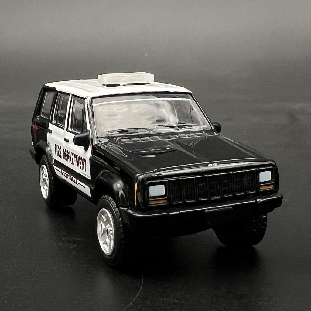 2 Pack 1/64 Mini Whelen Edge Lightbar Gray Top Cover Police Sheriff Fire11