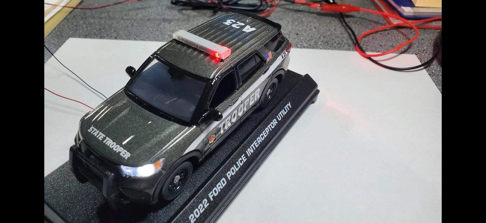 2 Pack 1/43 LED Compatible SUV Length Whelen Gray Top Lightbar O Scale Police2