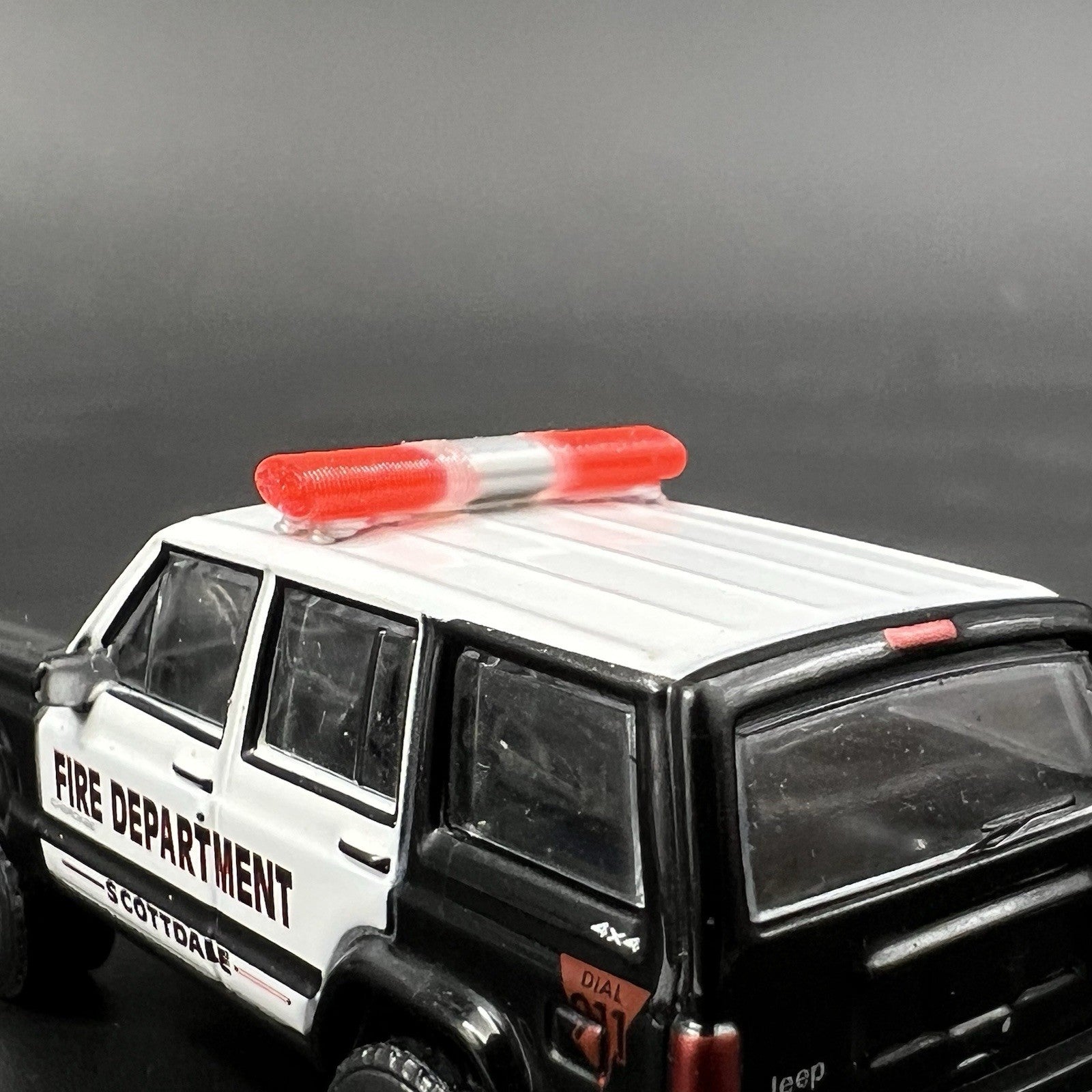 4 Pack 1/87 Red Chrome Cannonball Run Ambulance Aerodynic Lightbar Police Fire4