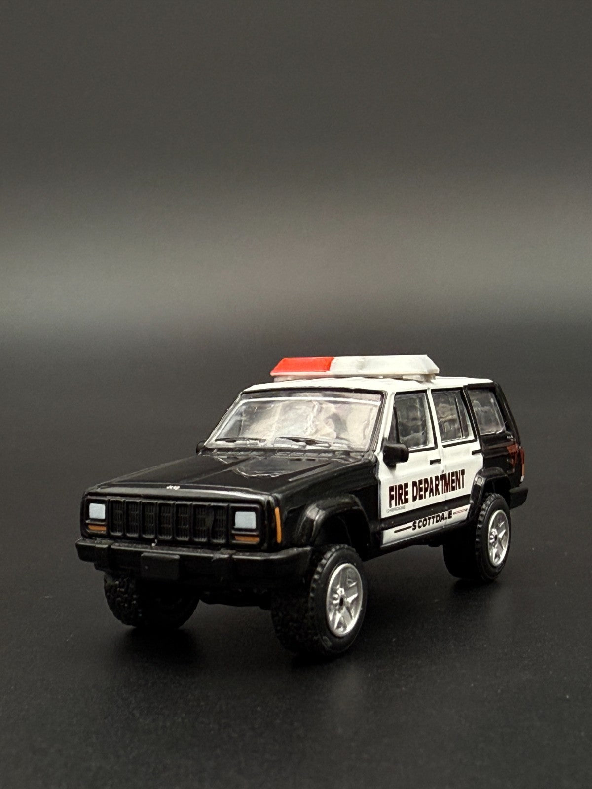2 Pack 1/64 Scale Code 3 LP6000 Red Clear Lightbar Fire EMS Ambulance 6417RC3
