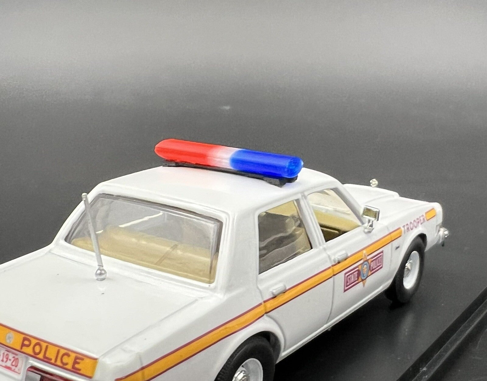 2 Pack 1/43 Blue Red Federal Signal Aerodynic Lightbar Greenlight Police Sheriff4