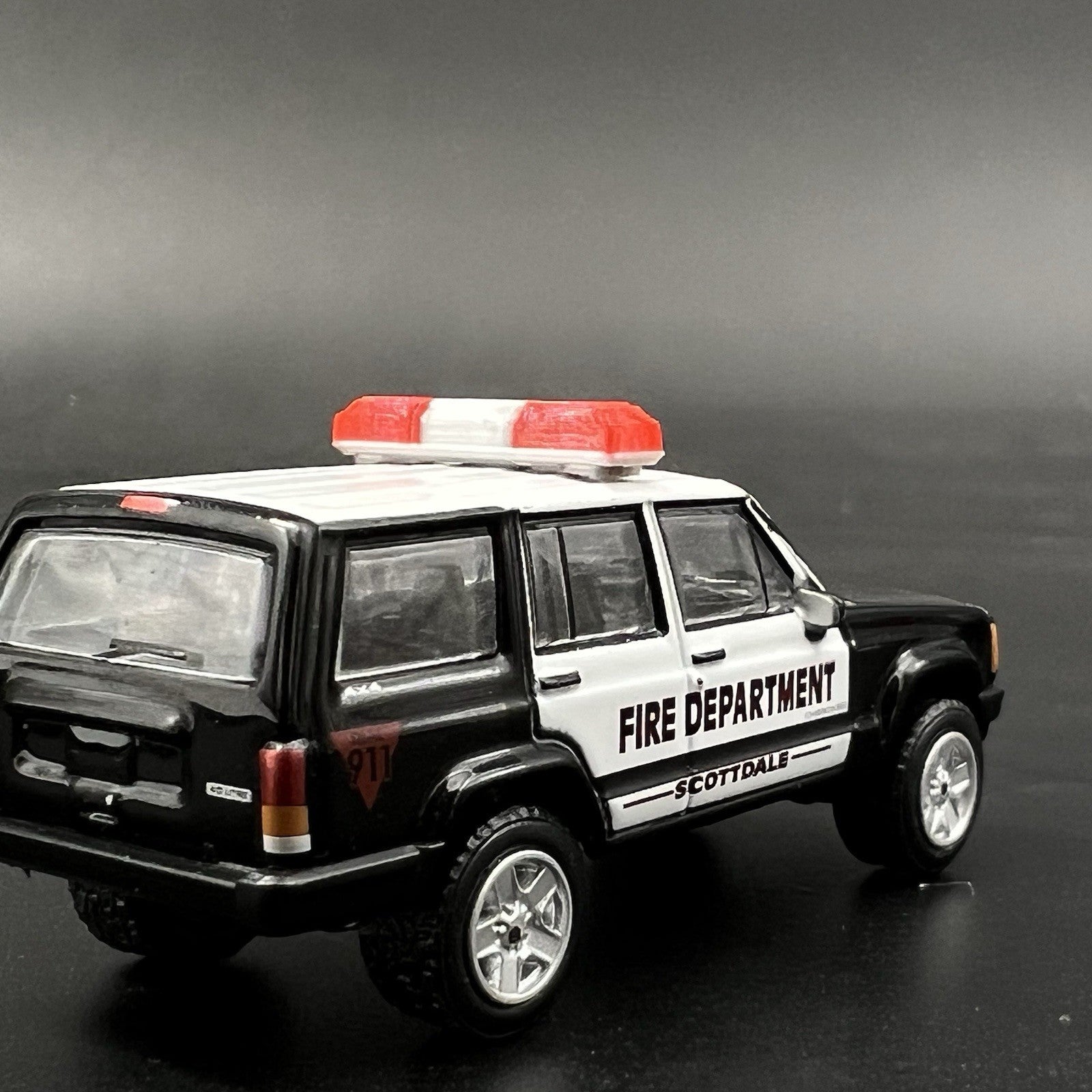 2 Pack 1/64 Smith Wesson 8000 8780 8880 8980 Lightbar Red Fire Police Sheriff8