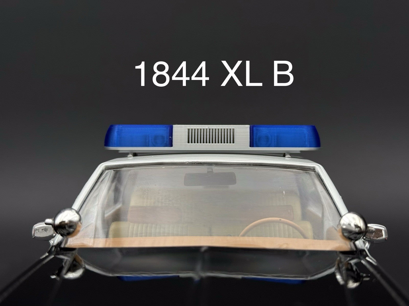 1/18 Scale Model Wide XL Blue Whelen 80H 90H 8000 Lightbar Police Fire 1844XLB0