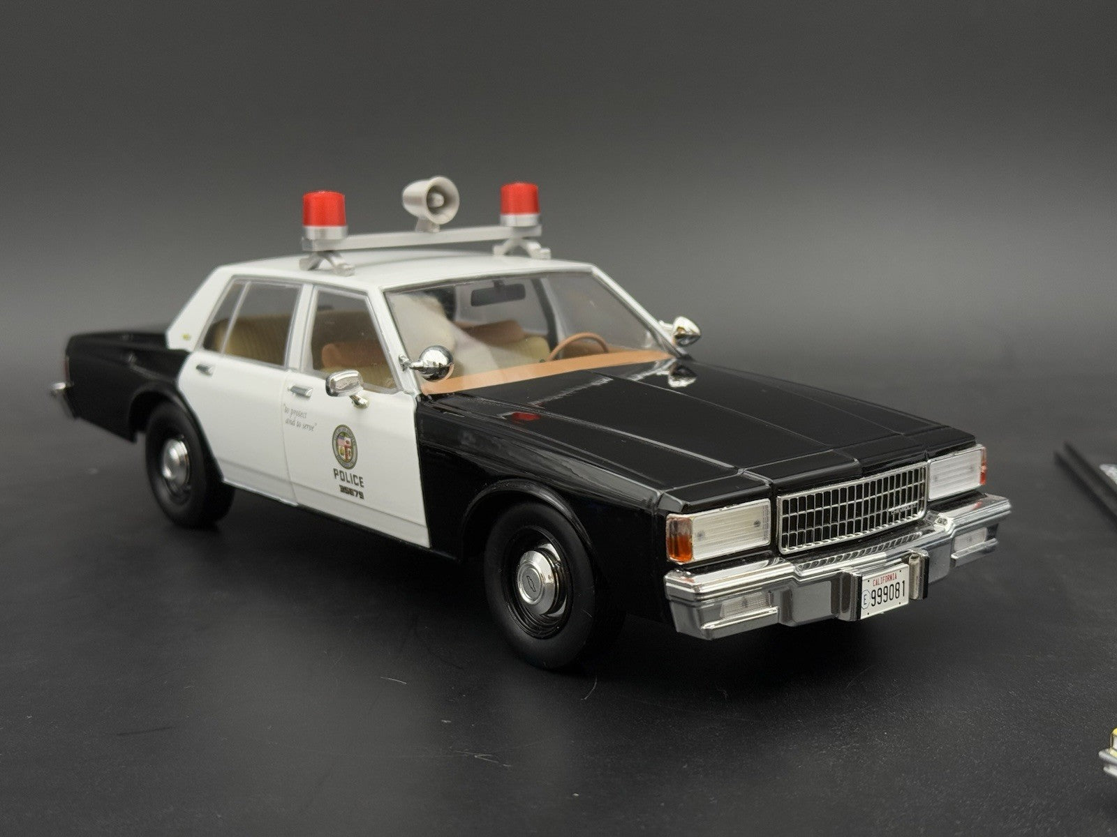 1/24 25 Scale Model Federal Red Twin Beacon Ray Police Lightbar Visibar 2456R4