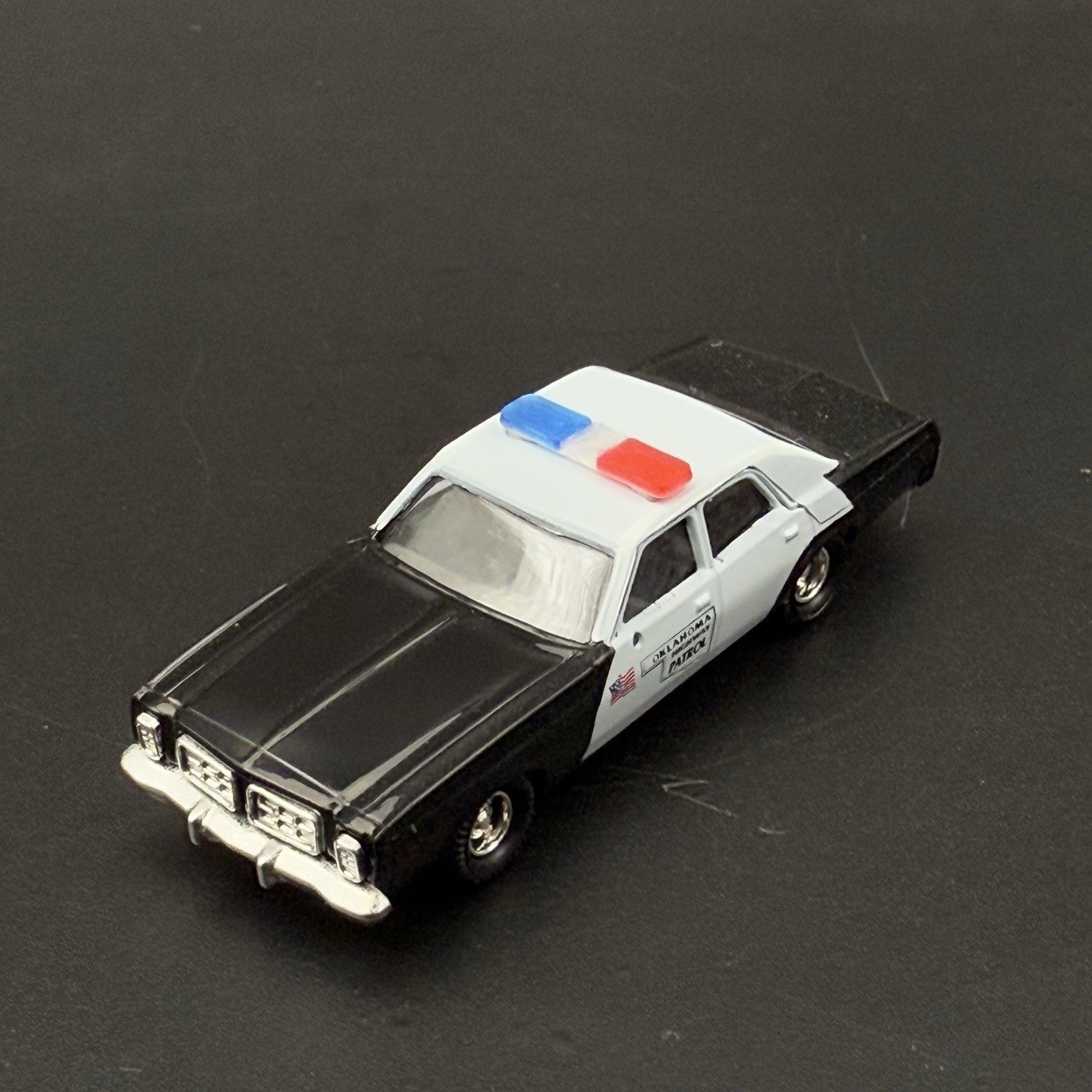 4-Pack 1/87 HO Scale Blue Clear Red LED Style Whelen Lightbar Police Car 8701BCR7