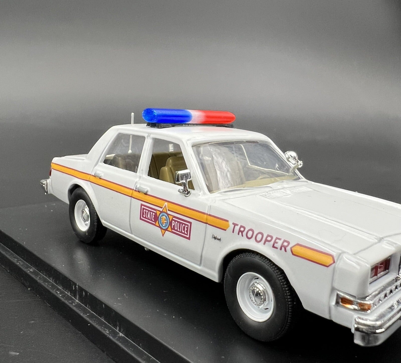 2 Pack 1/43 Blue Red Federal Signal Aerodynic Lightbar Greenlight Police Sheriff5