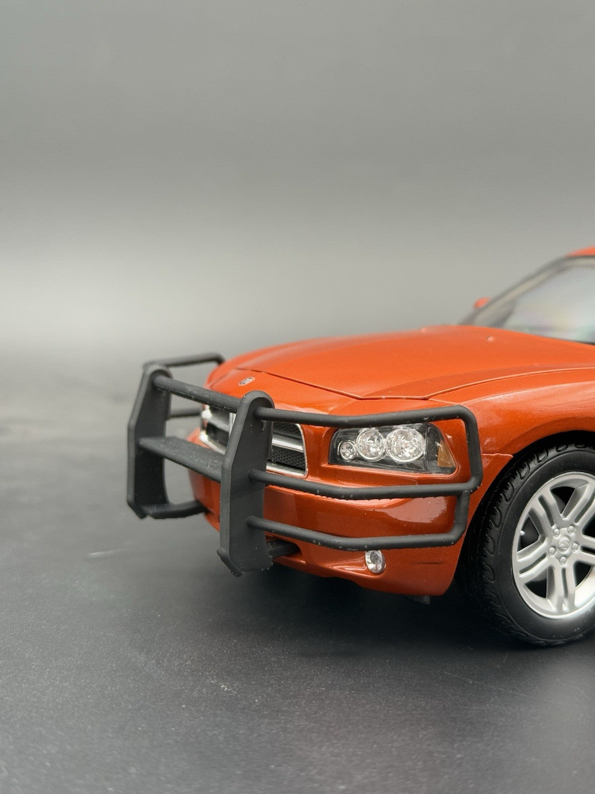 1/18 Go Rhino Wrap Around Push Bumper Pushbar Welly Dodge Charger Police 185113