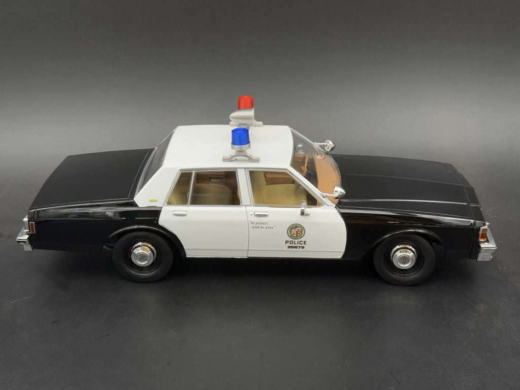 1/18 LED Ready Federal Twin Beacon Ray Blue Red Speaker Police Lightbar Visibar5