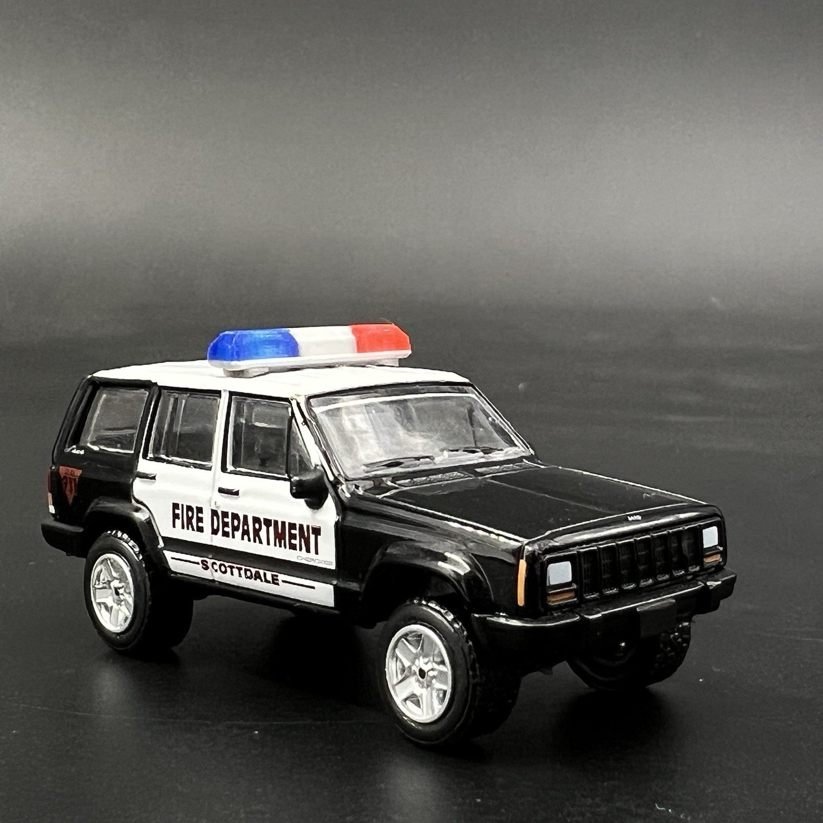 2 Pack 1/64 Smith Wesson 8000 8780 8880 8980 Lightbar Blue Red Police Sheriff9