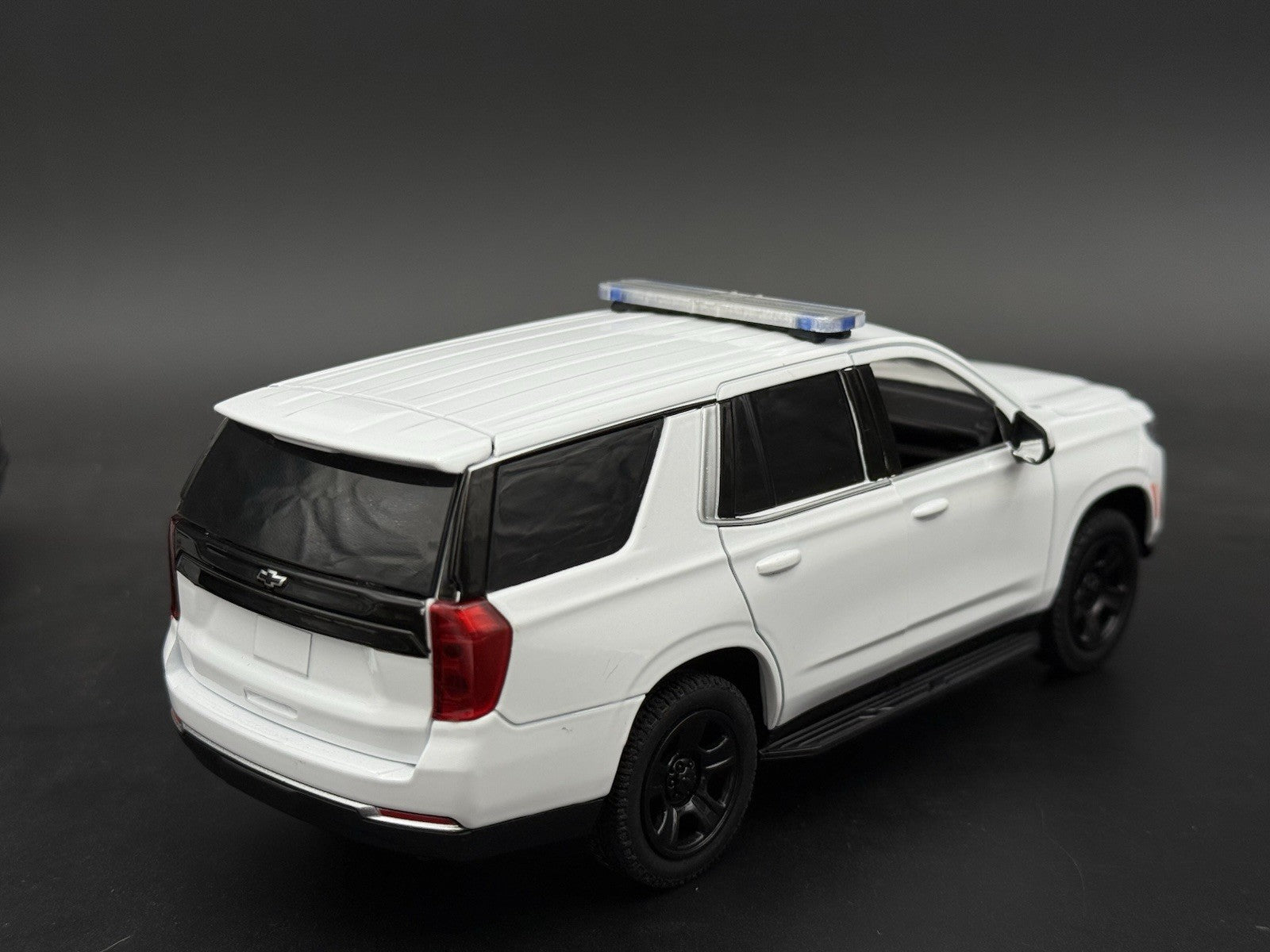 1/24 25 LED Ready Whelen Liberty II XL Hawaii Blue Police Lightbar Tahoe SUV9