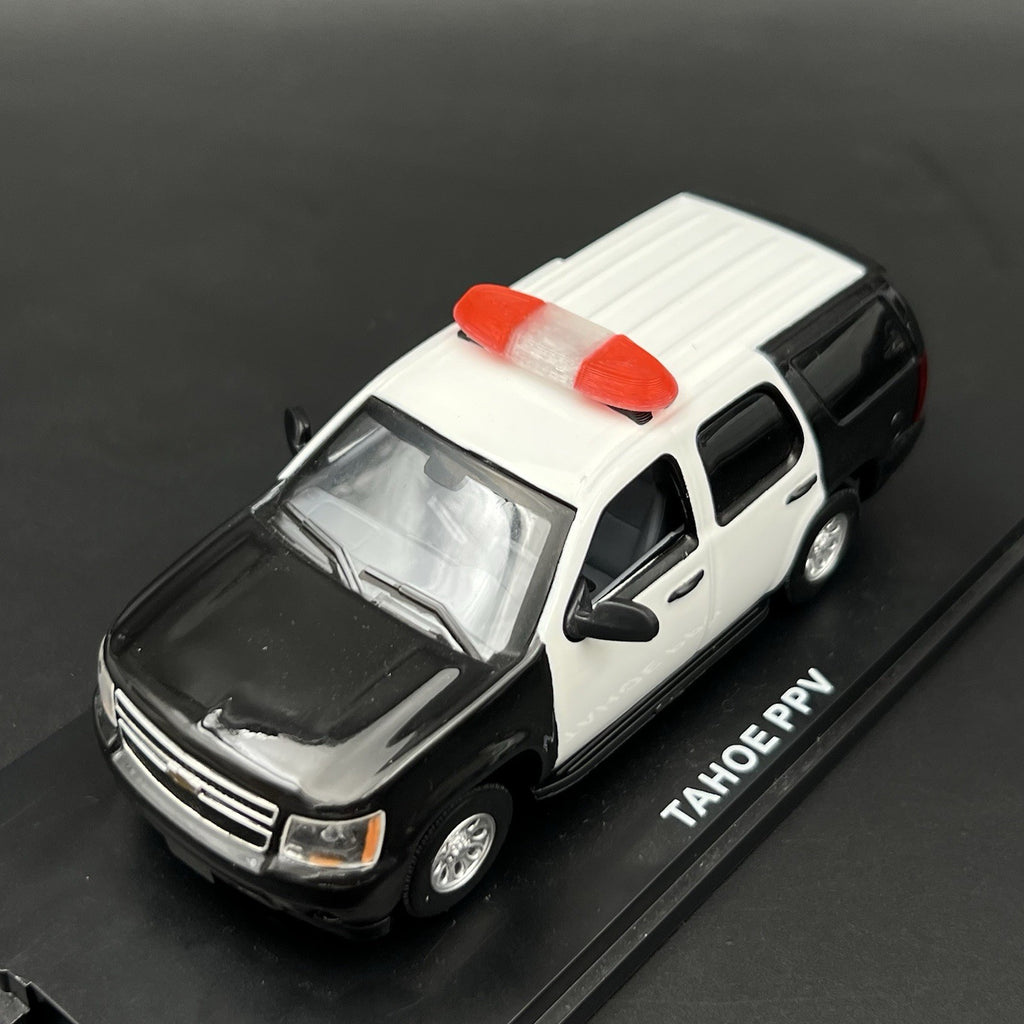 2 Pack 1/43 Red SUV + Sedan Vista Lightbar Greenlight Police Sheriff Fire17