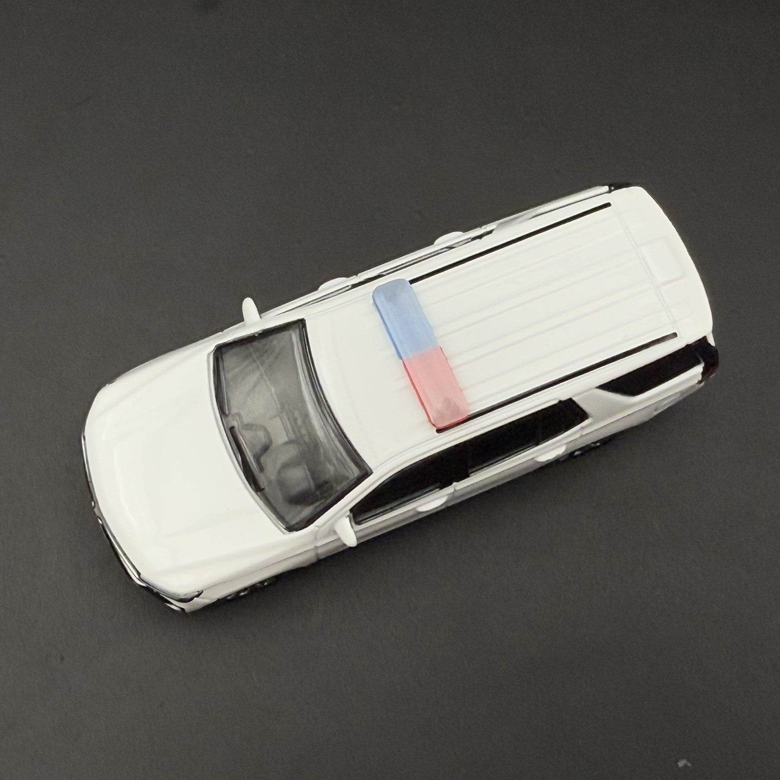 2-Pack 1/64 Scale Model Silver Top Blue Red LED Style Whelen Lightbar 6402BRS5