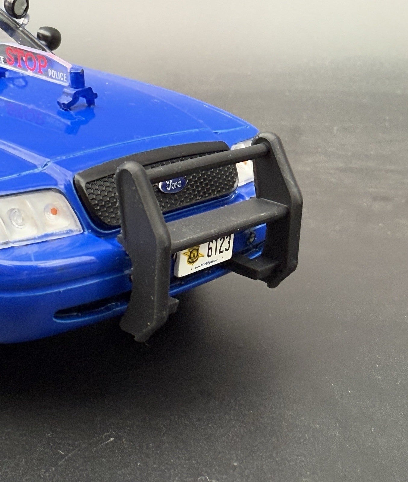 1/24 25 Go Rhino Push Bumper Pushbar For Motormax Greenlight Crown Vic Police2