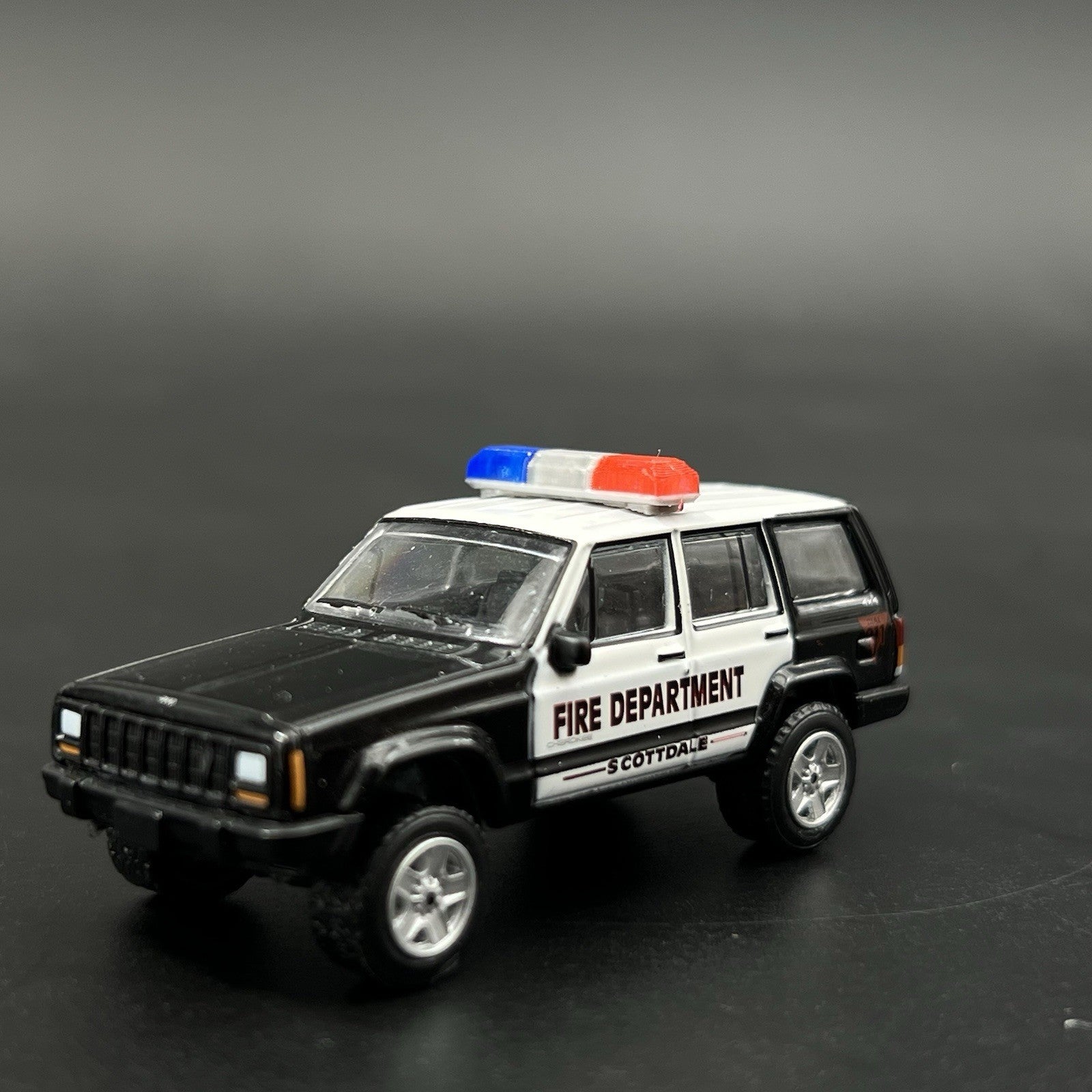 2 Pack 1/64 Smith Wesson 8000 8780 8880 8980 Lightbar Blue Red Police Sheriff2