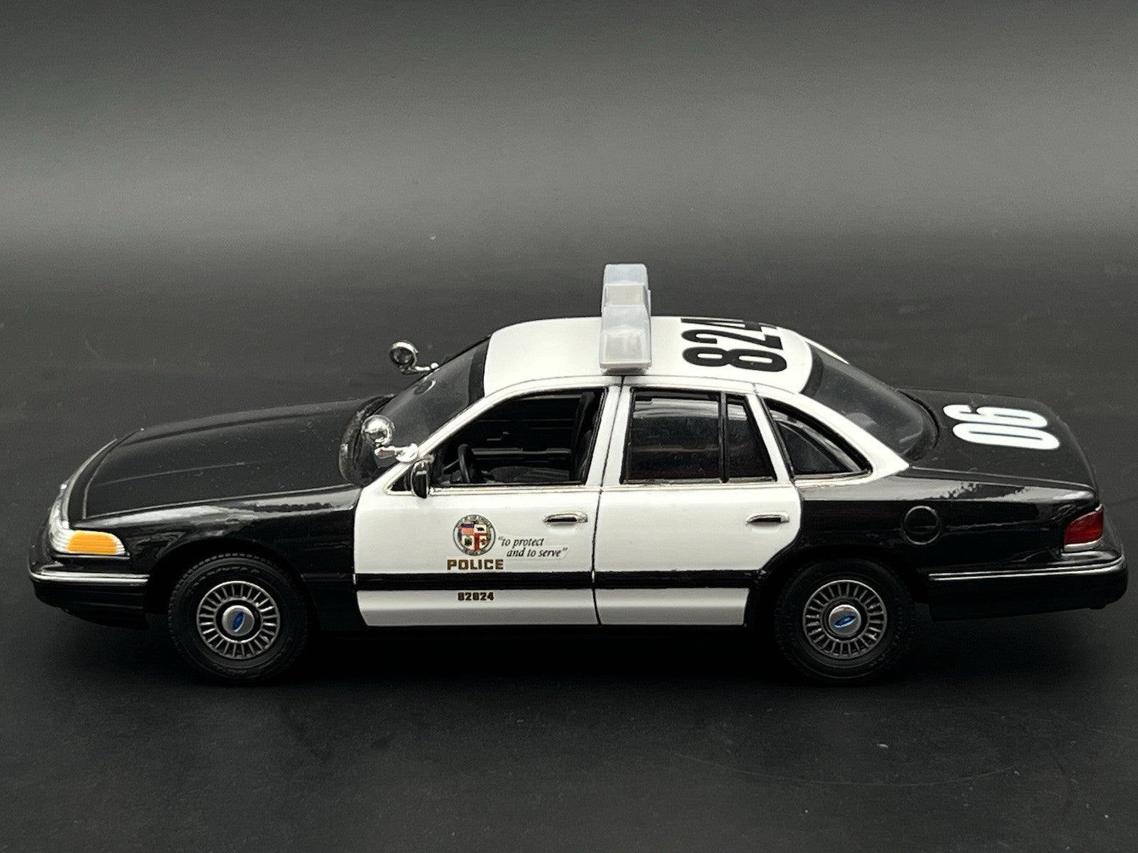 1/24 25 Clear Federal Signal Twinsonic Lightbar Police Sheriff Highway Patrol10