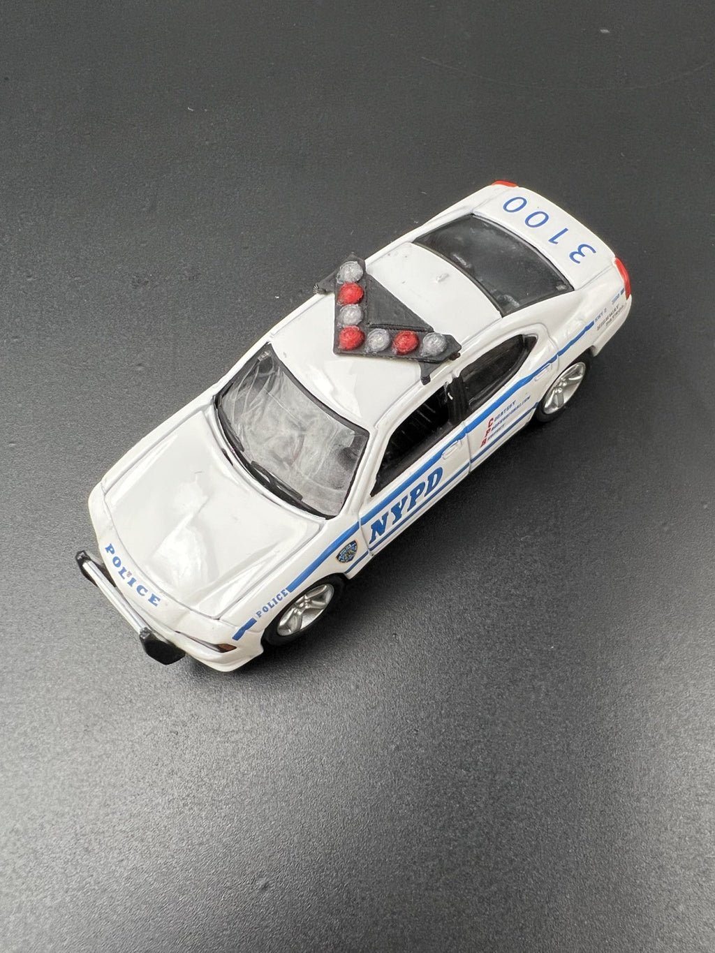 2 Pack 1/64 NYPD Red Federal Signal Vision SLR Lightbar Greenlight Police Car8