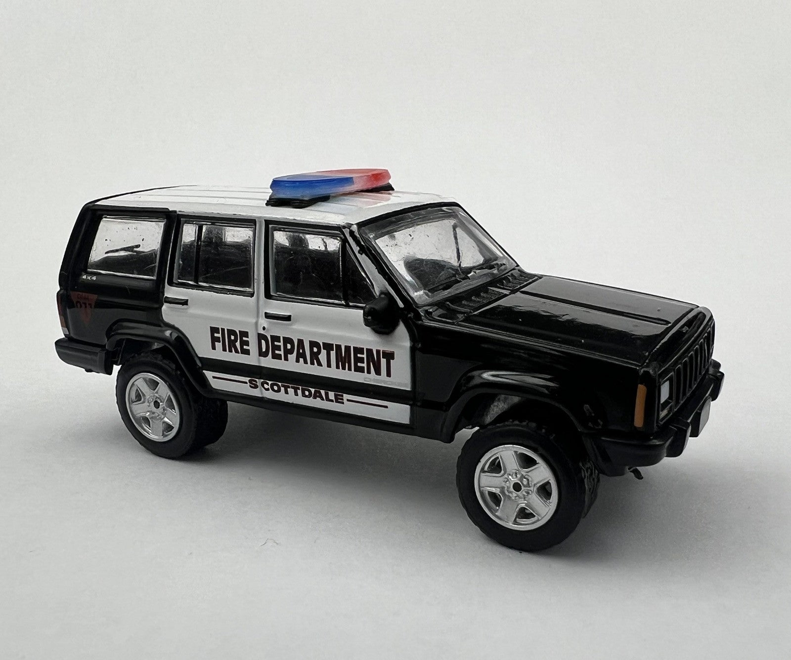 2 Pack 1/64 Blue Red Federal Signal Arjent Lightbar Greenlight Police Car5