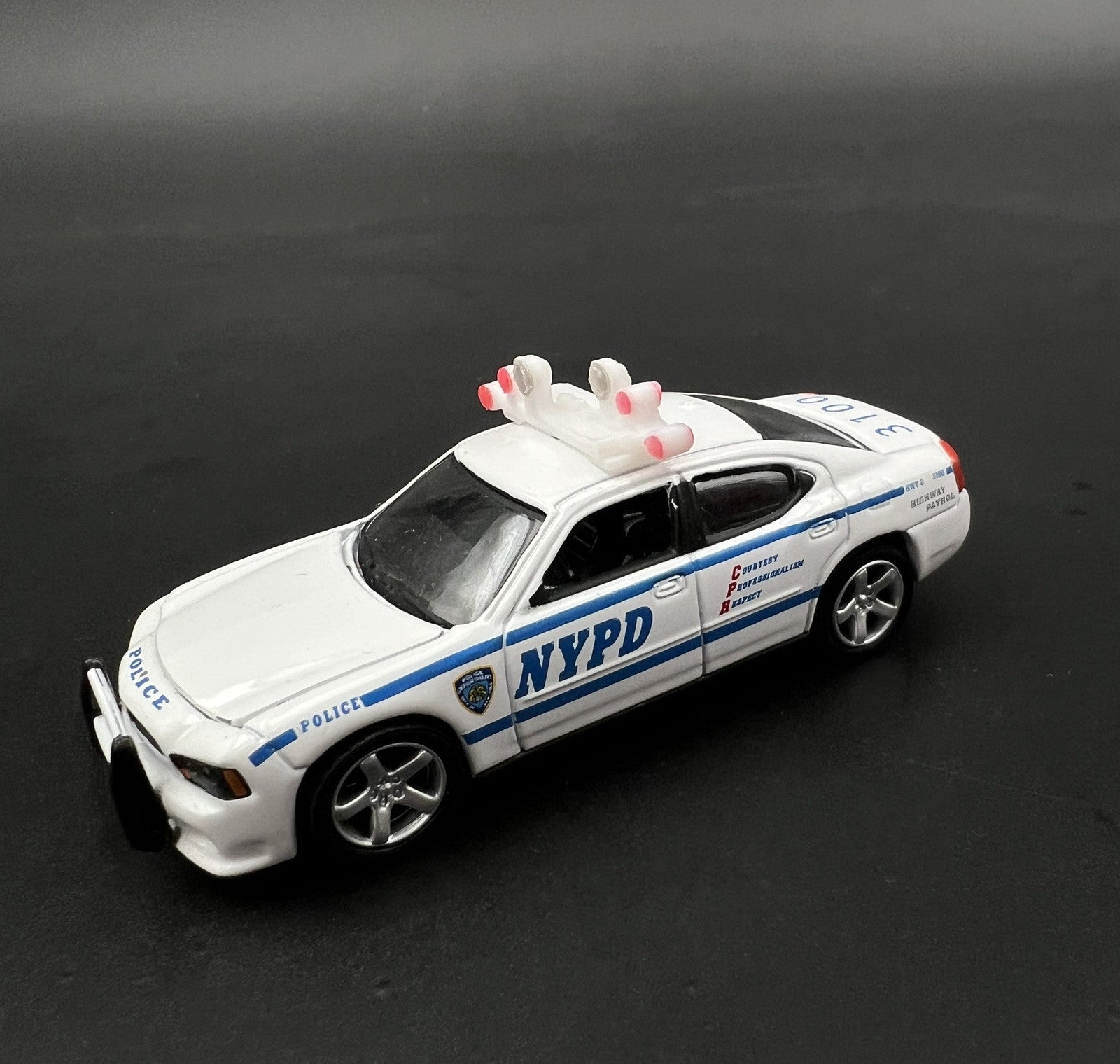 1/64 NYPD Highway Patrol (Down) Vintage High Riser Lightbar New York Police8