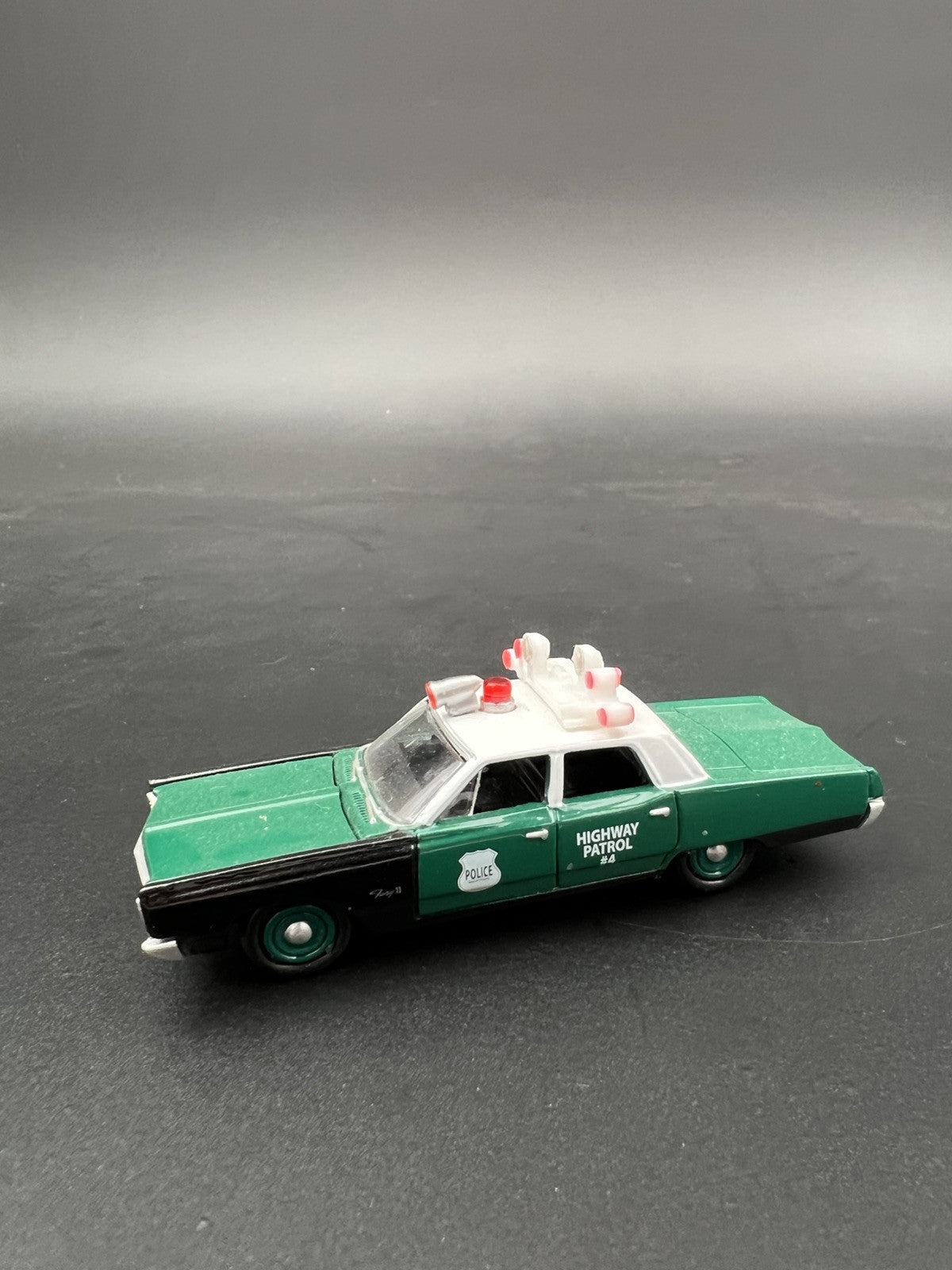 1/64 NYPD Highway Patrol (Down) Vintage High Riser Lightbar New York Police22