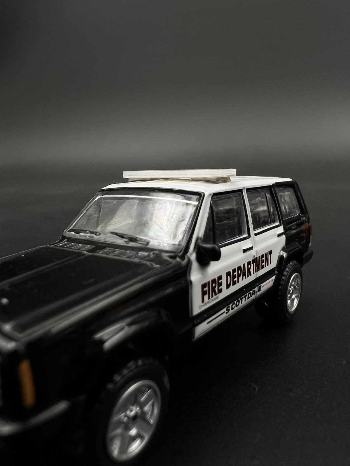 2-Pack 1/64 Scale Model Code 3 Defender Extra Wide Lightbar Police Fire 6408C5