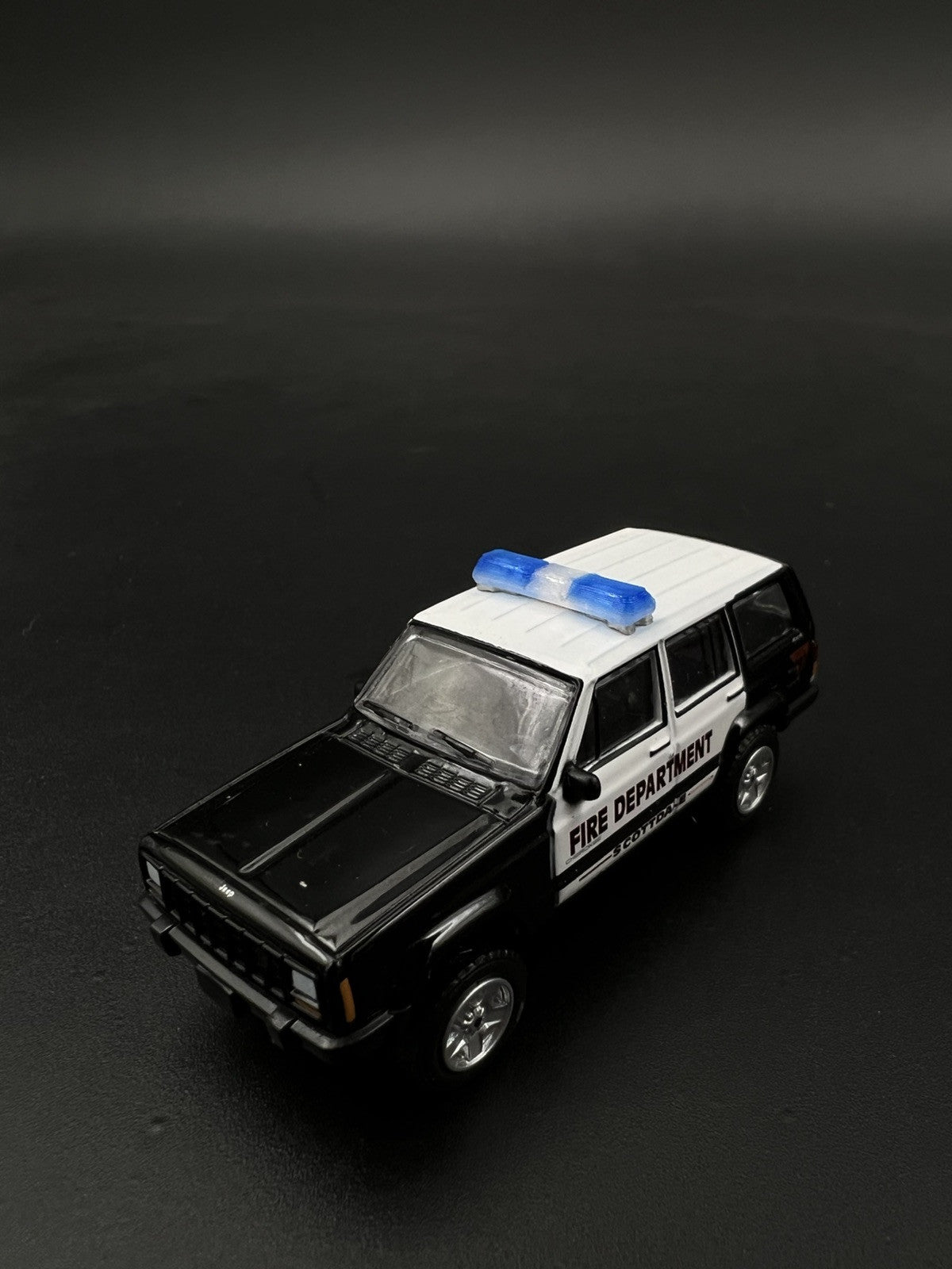 2 Pack 1/64 Blue Code 3 MX7000 Lightbar Greenlight Fire EMS Paramedic Ambulance6