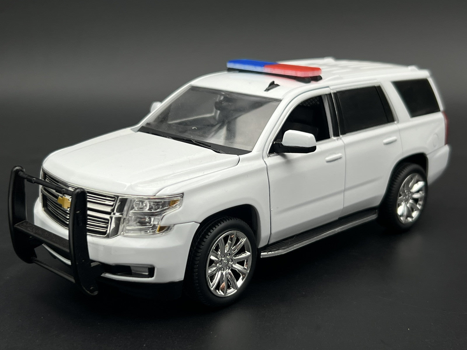 1/24 25 27 LED Ready Code 3 2700 Lightbar Blue Red Sheriff Highway Patrol Police4